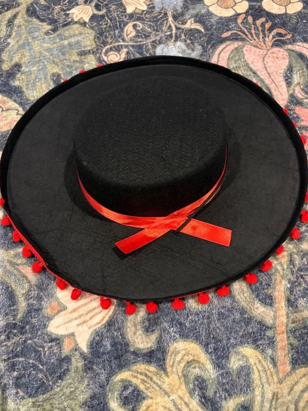 NWOT Matador Bull Fighter Sombrero Pom-Pom Wide Brim Hat